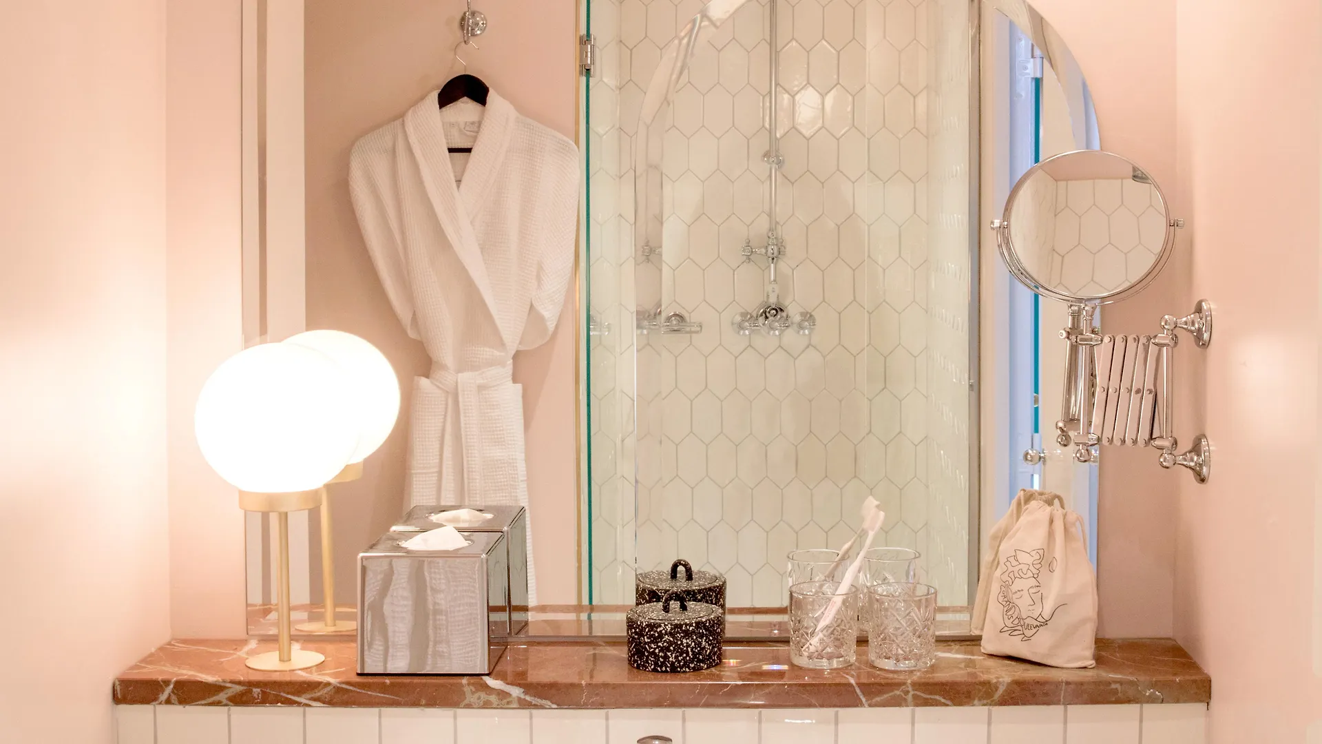 Hotel Grands Boulevards Experimental Paris