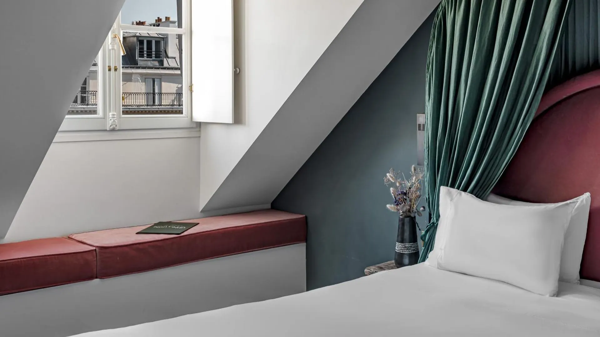 Grands Boulevards Experimental Hotel 4*